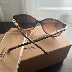 Burberry sunglasses